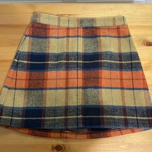 Lulus plaid skirt. Never worn with tags!!
